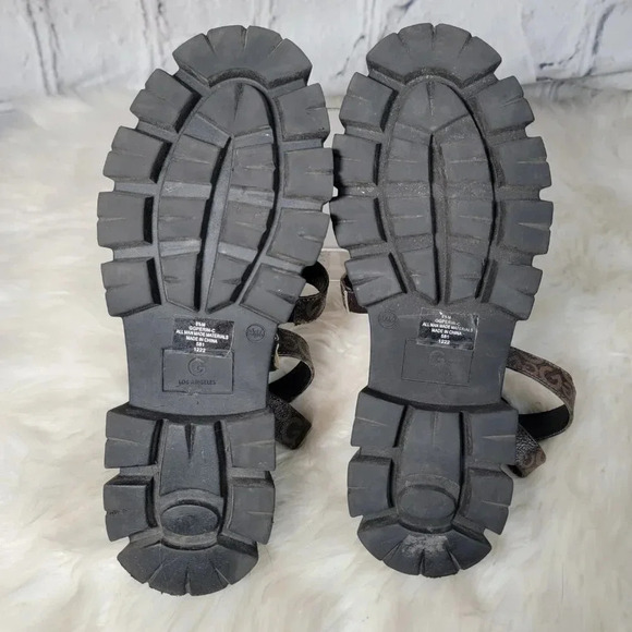 G by GUESS Womens 8.5 Platform 90s 2000s Brown Lug Chunky Sandal Retro Preppy - Picture 11 of 12